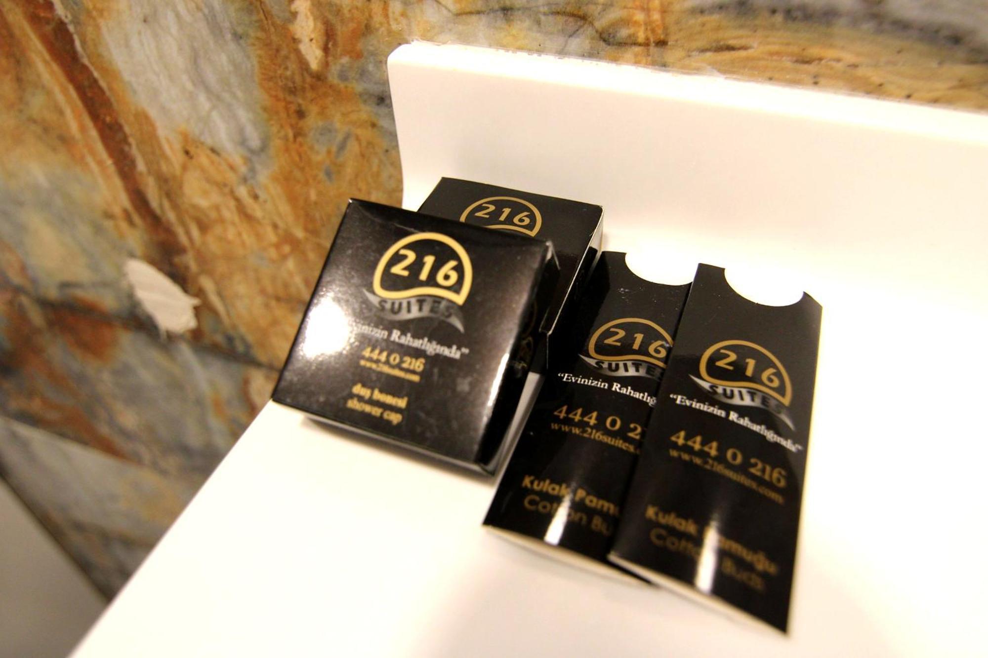 216 Eagle Palace Suite — Photos 3